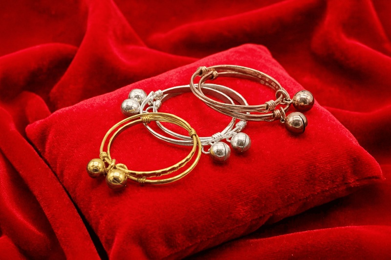 กำไลขาเด็ก