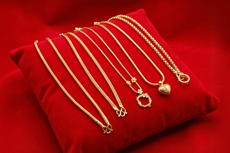 สร้อยคอ