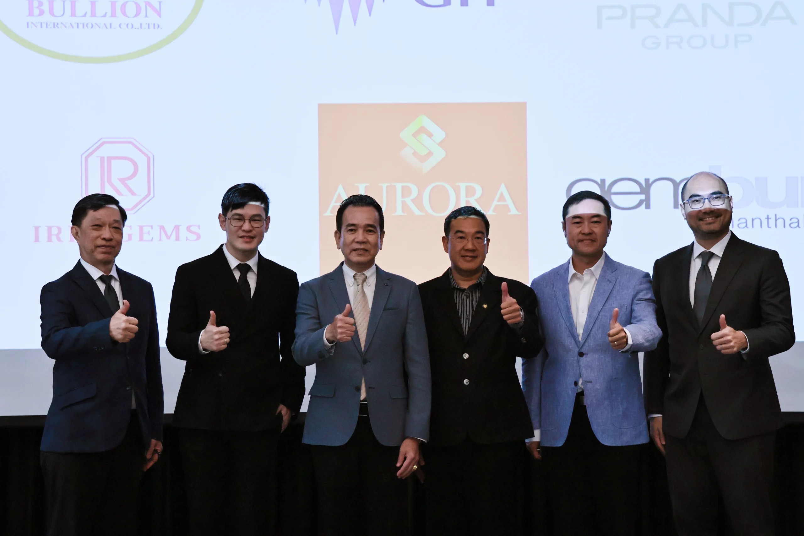 สมาคมค้าทองคำร่วมบรรยายงาน “อนาคตอัญมณีและเครื่องประดับ 2569”