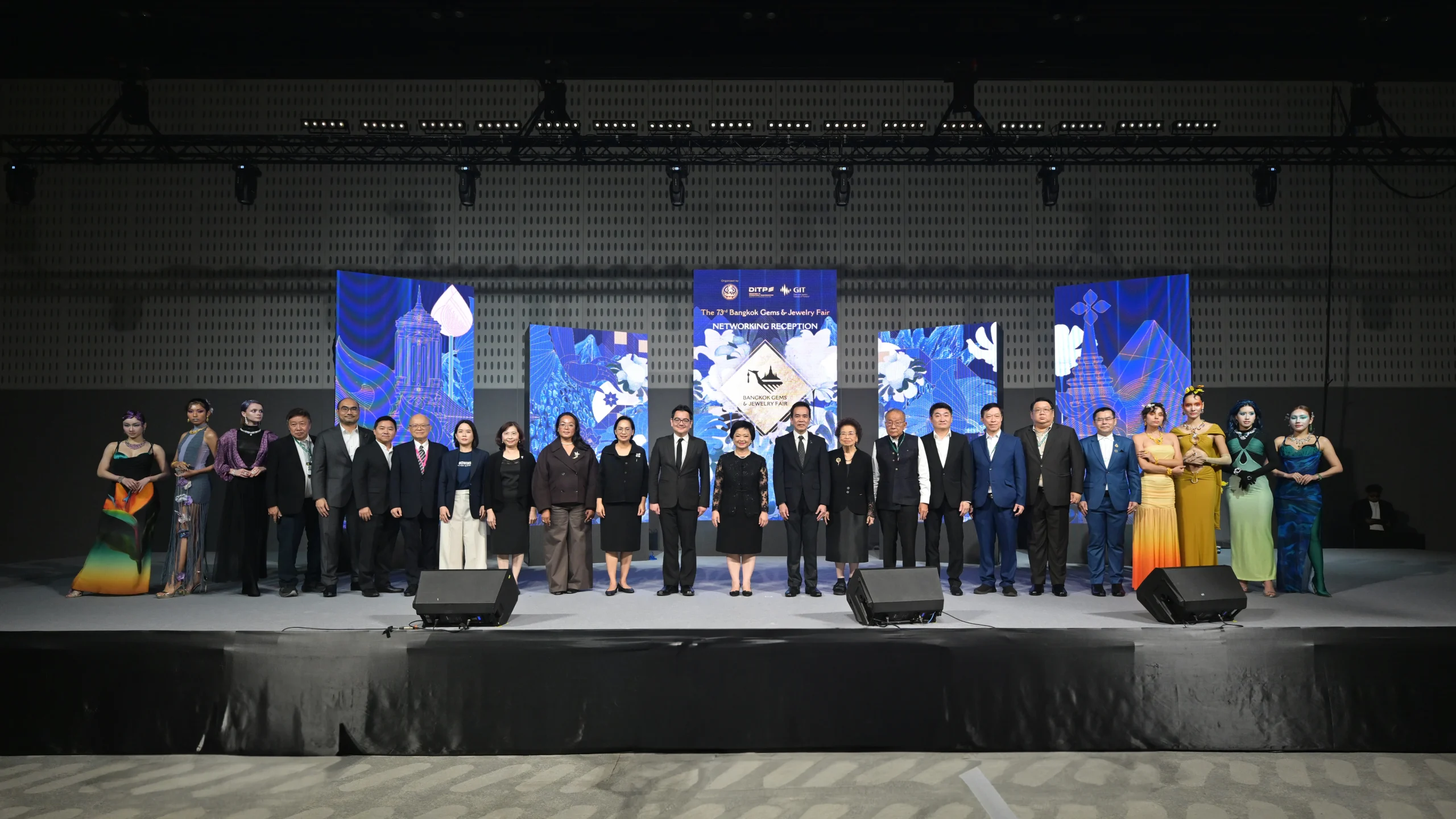 “Bangkok Gems” ครั้งที่ 73 ปิดฉากสร้างสถิติใหม่ มูลค่าการค้าทะลุ 4,750 ล้านบาท ตอกย้ำไทยศูนย์กลางอัญมณีโลก