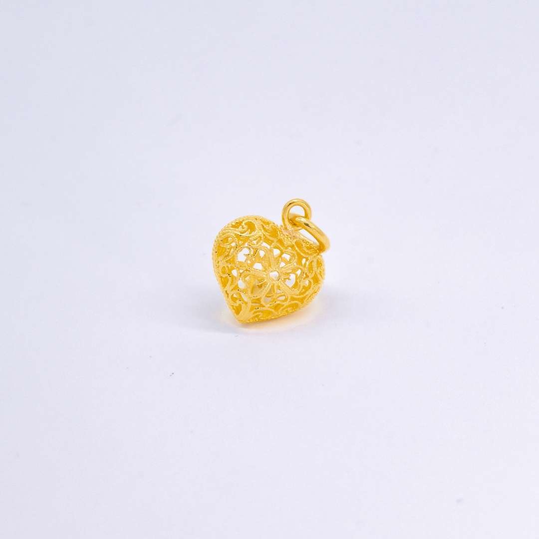 จี้หัวใจ