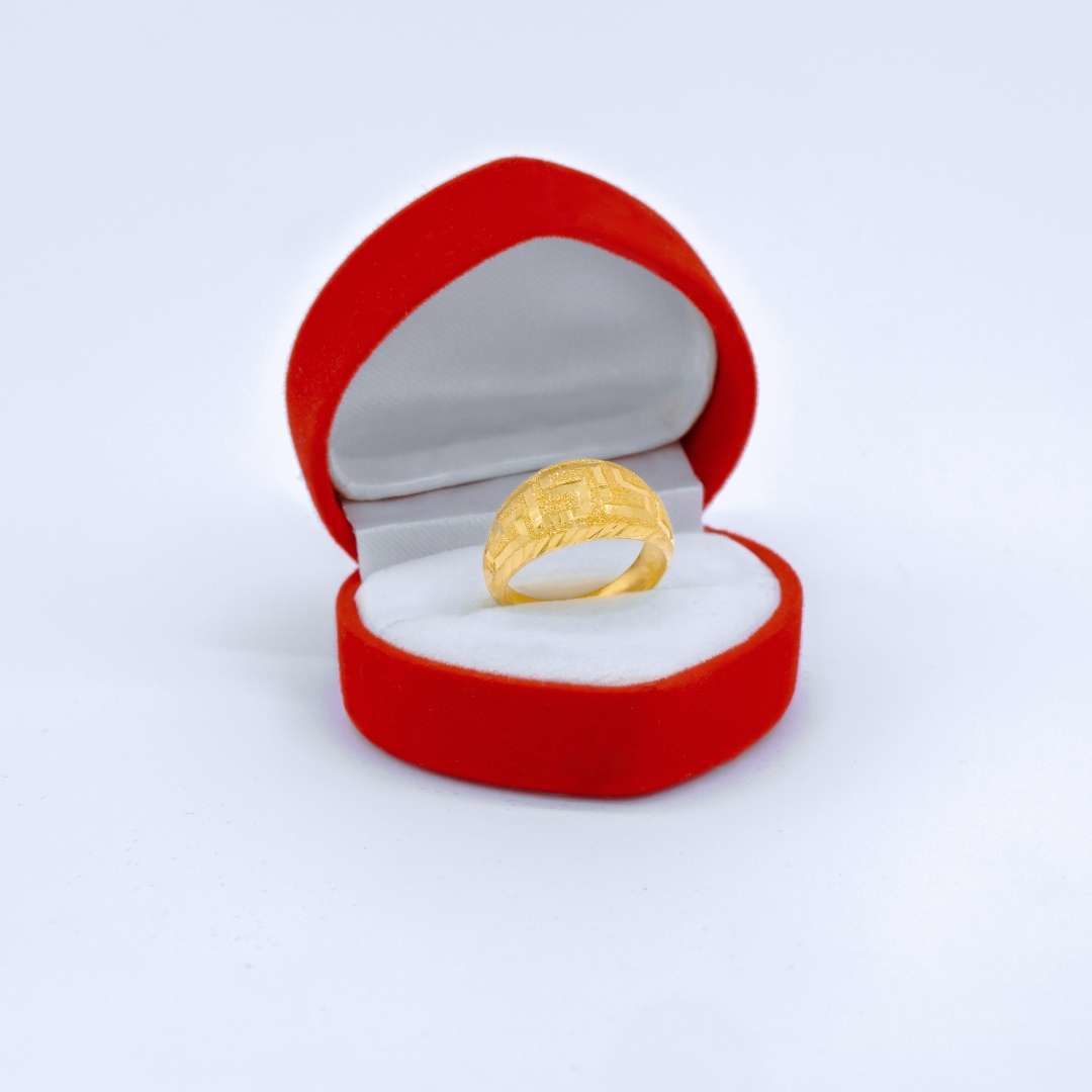 แหวนลายจีน