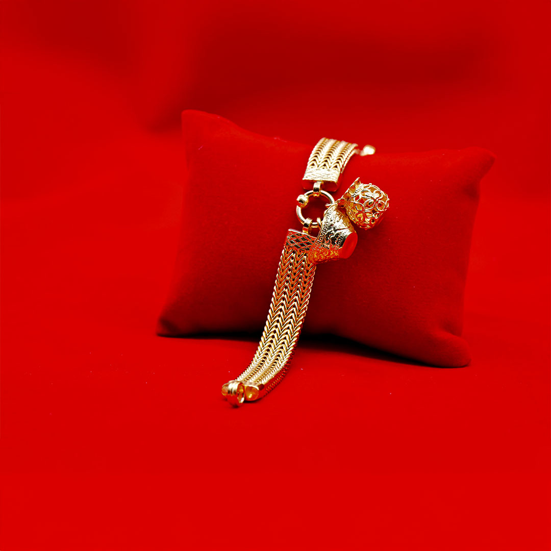 สร้อยข้อมือเบนส์แพห้อยกิมตุ้ง