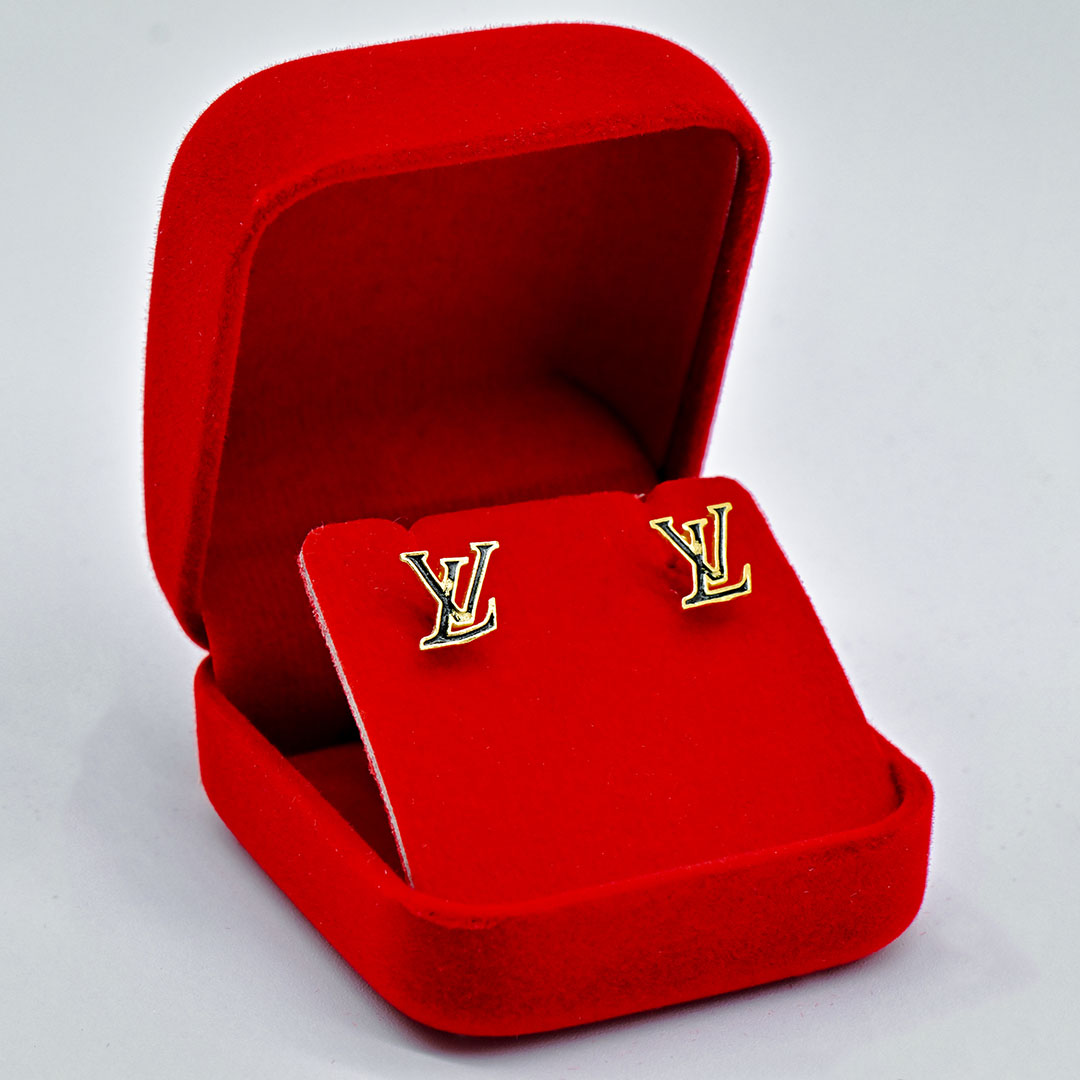 ต่างหู LV ลงยาดำ