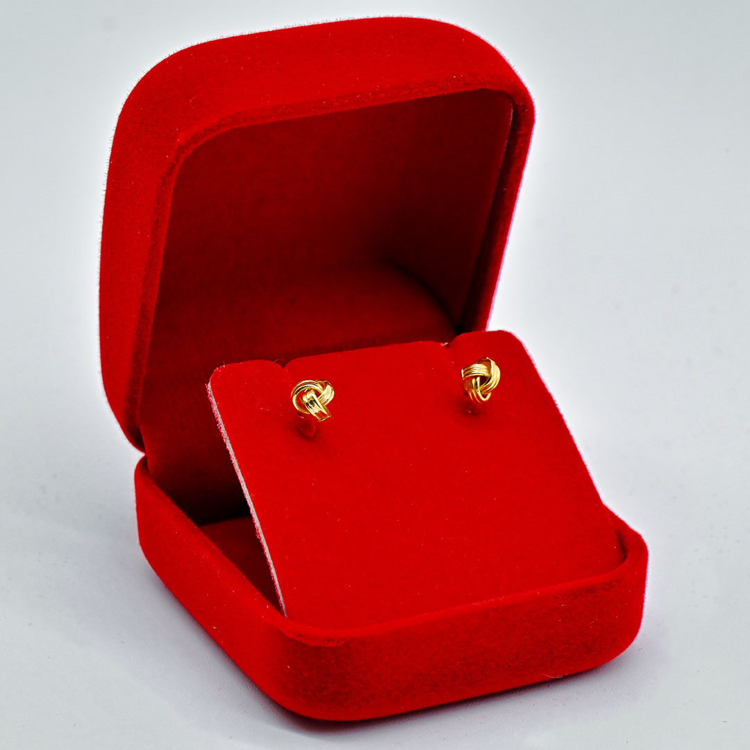 ต่างหูปมเงื่อนทอง