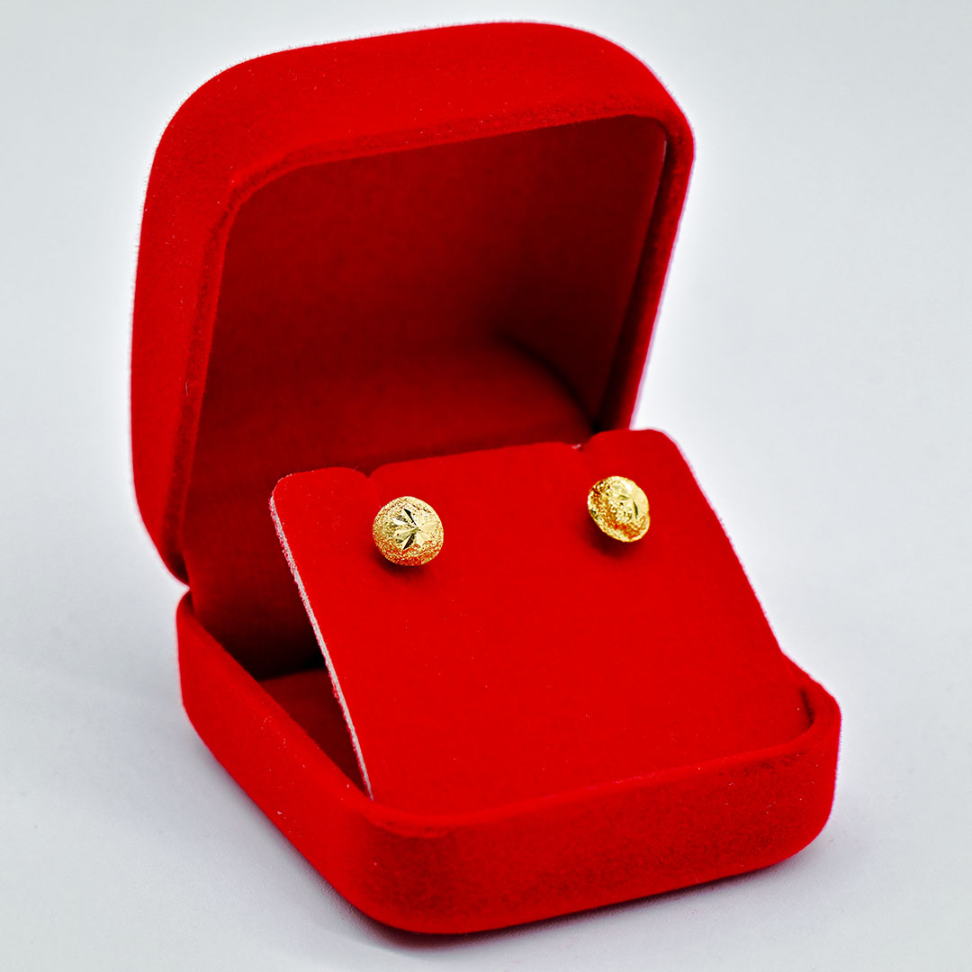 ต่างหูกระดุมดาวจิกเพชร